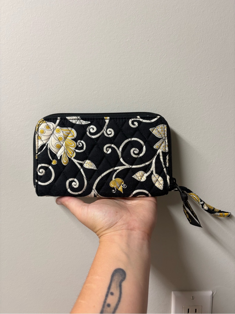 Retired Vera Bradley Wristle